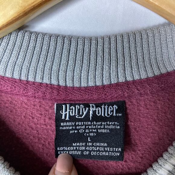 Harry Potter Hogwarts Juniors Maroon Varsity Sweater Jacket Size Large - Picture 9 of 12